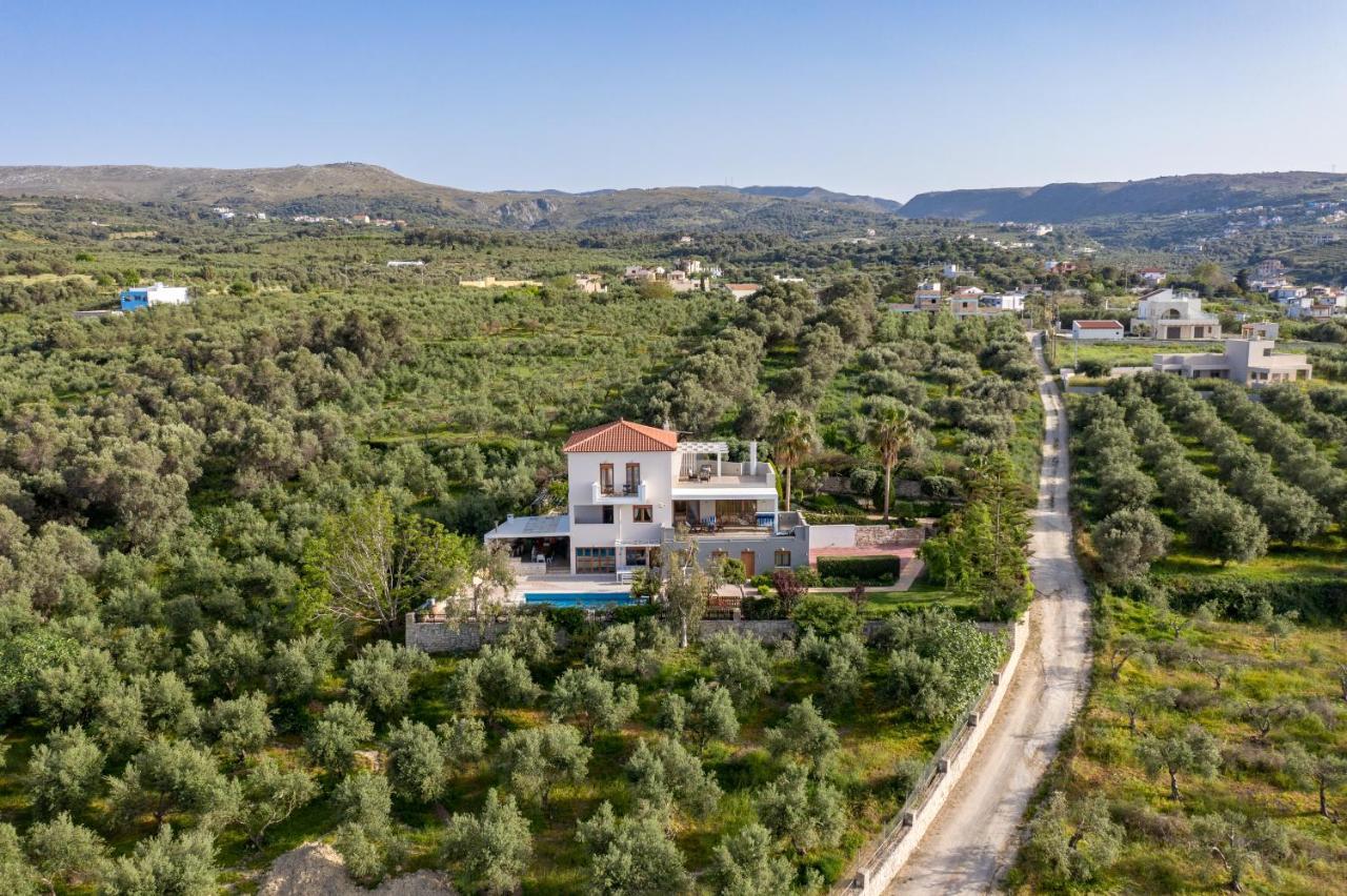 Tsourlakis Residence, An Oasis Of Tranquility, By Thinkvilla Pigi  Exterior photo